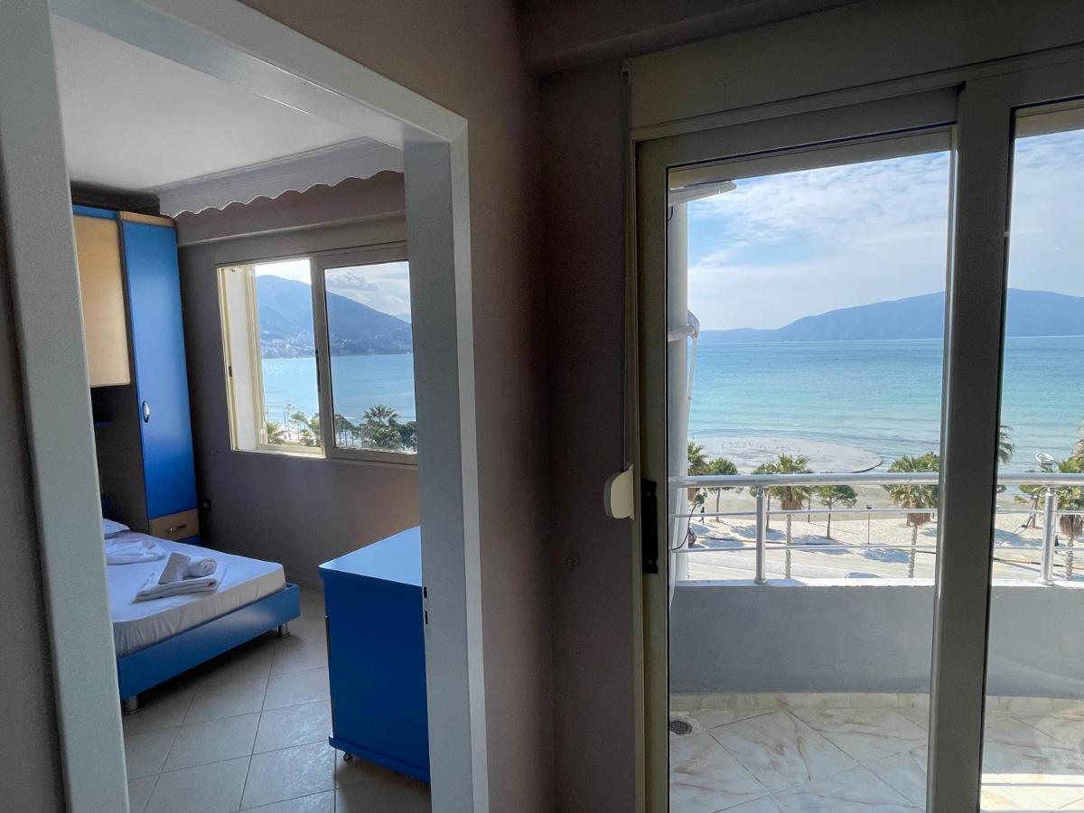 Sea View Apartment Vlorë Esterno foto